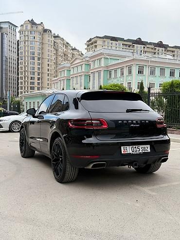 byd e2 2024: Porsche Macan Turbo: 2017 г., Кроссовер — 4