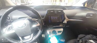 Toyota: Toyota Prius: 2017 г., 1.8 л, Робот, Бензин, Седан — 13