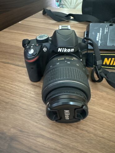 цифровой фотоаппарат sony dsc h100: Зеркальный фотоаппарат Nikon в комплекте с объективом 18-55mm. В