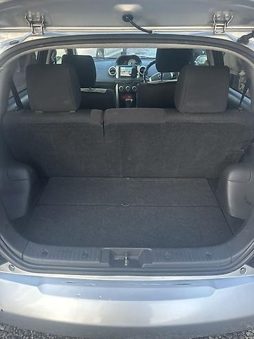 Toyota: Toyota ist: 2003 г., 1.3 л, Автомат, Бензин, Хэтчбэк — 8