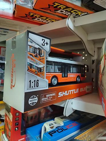 игрушка автобус: Игрушечный автобус Shuttle Bus WENYI, масштаб 1:16. - Тип — 1