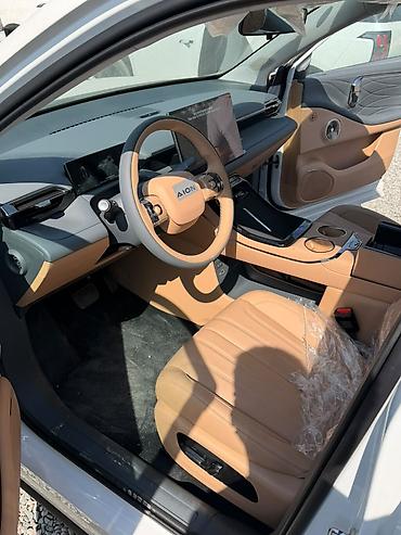 jaguar s type: Zeekr : | 2026 г. Кроссовер — 3