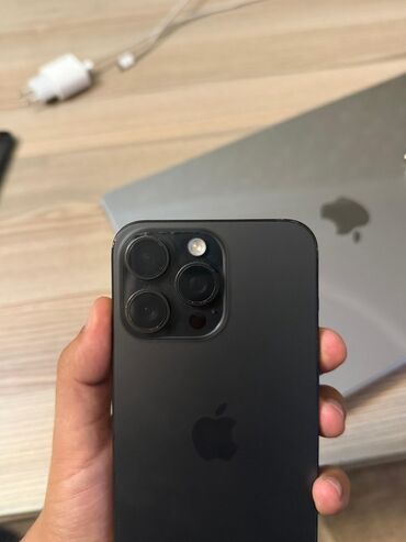 Apple iPhone: IPhone 15 Pro Max, 256 GB, Black Titanium, Face ID — 8
