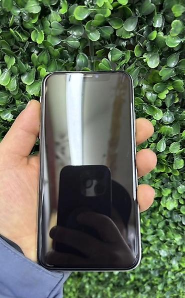 Apple iPhone: IPhone X, 64 ГБ, Белый, Чехол, 80 % — 8