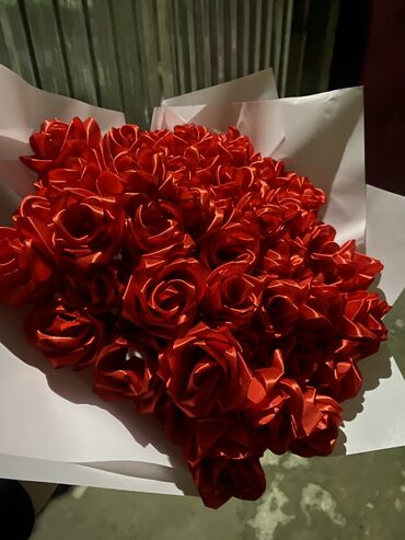 комнатные розы: Букет из атласных роз на заказ цена зависит от количества изготовим в