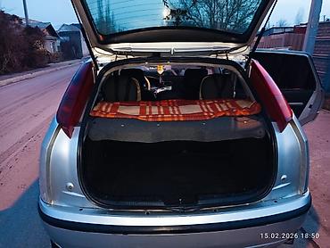 Ford: Ford Focus: 2002 г., 1.6 л, Механика, Бензин, Хэтчбэк — 15