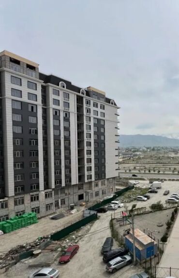 12 мкр сдаю квартиру: 2 комнаты, 88 м², Элитка, 4 этаж, ПСО (под самоотделку)