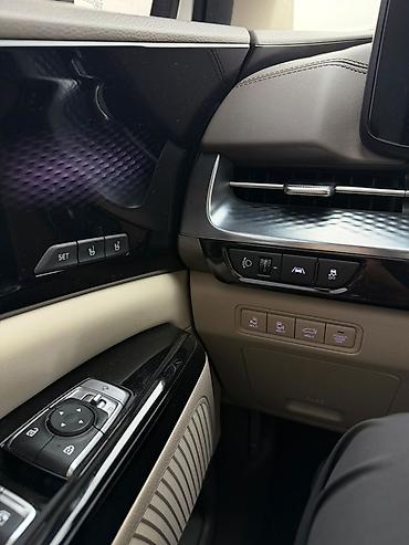 Kia: Kia Carnival: 2022 г., Минивэн — 26