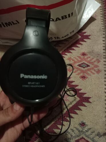 Настольные ПК и рабочие станции: Panasonic qulaqcig super ses effekti var hem kompyutere hem telefona