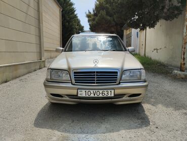 sənətsiz maşın: Mercedes-Benz C 240: 2.4 л | 1998 г. Седан