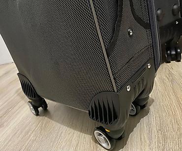 Чемоданы: Чемодан, Новый, Материал: Полиэстер, Маленький (до 40 л), На колесах — 2