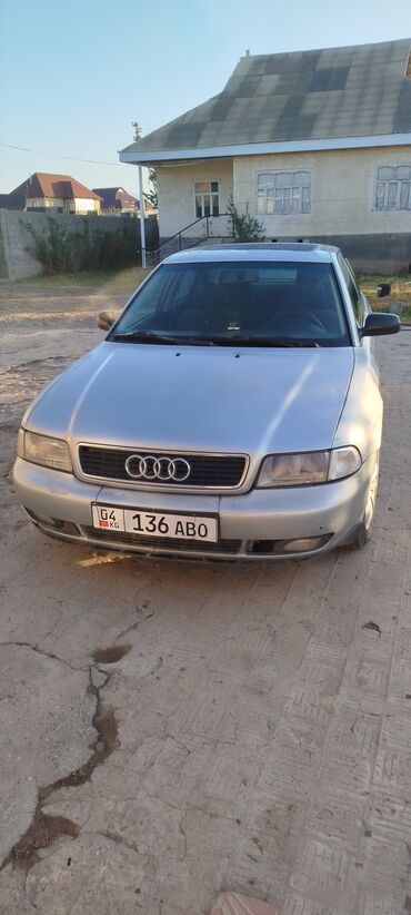 мото маска: Audi A4: 1996 г., 1.6 л, Механика, Бензин, Седан