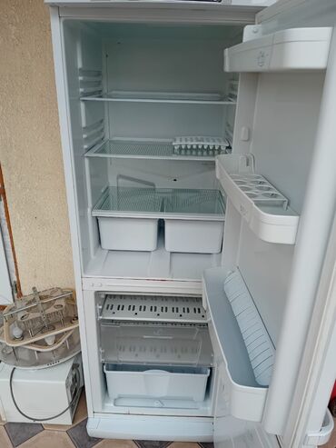 термостат на холодильник: Продам холодильник в рабочем хорошем состоянии. Индезит