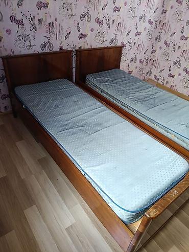 masılar: İki ədəd tək nəfərlik taxta çarpayı dəsti - Ölçü: standart tək — 2