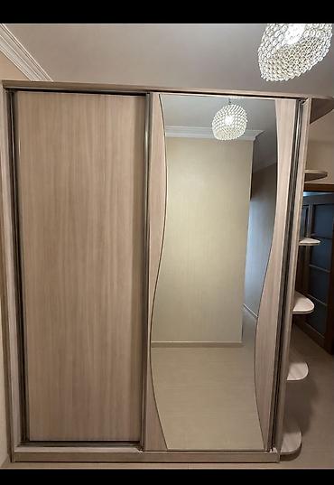 Dehliz dolabi
180azn 
Yeni gunesli 8642 leli