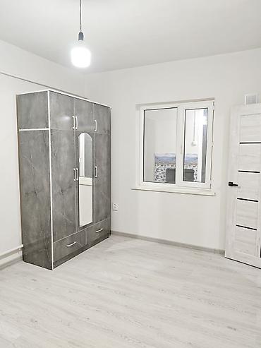 Долгосрочная аренда квартир: 2 комнаты, С мебелью частично — 1