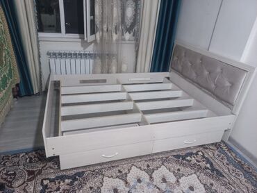 одноместные кровати: Двуспальная Кровать, Б/у