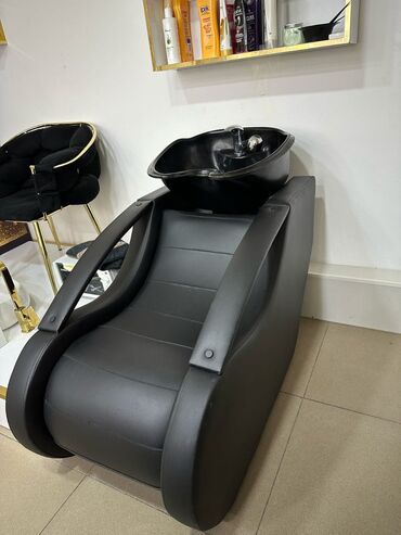 Salon, tibbi mebel dəsti: Premium salon mebeli və avadanlıqları komplekti Tərkib: - Pedikür — 10