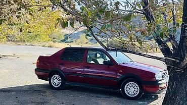 rexton j4: Volkswagen Vento: 1994 г., 1.8 л, Механика, Бензин, Седан — 2