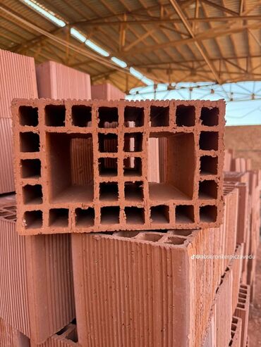 Kərpiclər: 16 qəpikdən başlayan kerpicler KƏRPİC 16 QƏPİK. 19x19x8 - Zavod -da lalafo.az — 12 Kərpiclər: 16 qəpikdən başlayan kerpicler KƏRPİC 16 QƏPİK. 19x19x8 - Zavod — 12