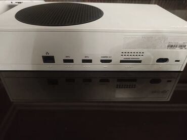 Xbox Series S: Məhsul: Xbox Series S konsolu (ağ korpus, qara havalandırma paneli — 7