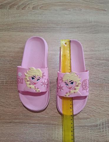 hm majice za devojcice: Nove roze papuče Frouzen br 35 ug 21,5 cm, letnje devojčice Nove — 1