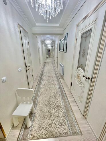 долгосрочная аренда частного дома: 3 комнаты, 91 м², Элитка, 10 этаж, Дизайнерский ремонт