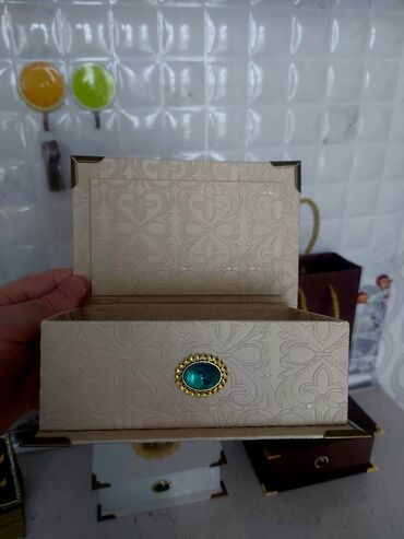 Ətriyyat: Avropanın ən gözəl delüks yağ ətirləri. Hədiyyəlik qutular — 14