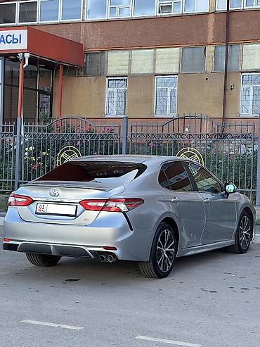 Toyota: Toyota Camry: 2018 г., 2.5 л, Автомат, Бензин, Седан — 5