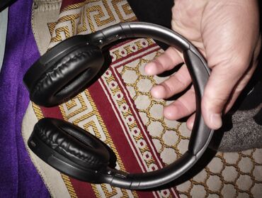 графический планшет с экраном цена: Беспроводные накладные наушники - Форм‑фактор: полноразмерные