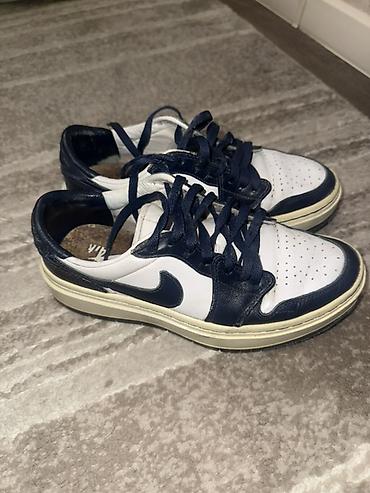 Мужские кроссовки, 37.5, 38, Nike, Б/у, цвет - Белый, Самовывоз