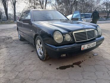 колор: Mercedes-Benz 220: 1997 г., 2 л, Механика, Бензин, Седан