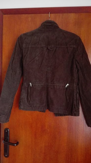 Ženske jakne: Zara braon jaknica,m velicina,nigde nije ostecena. na lalafo.rs - slika 2 Zara braon jaknica,m velicina,nigde nije ostecena. - Novi Sad - slika 2