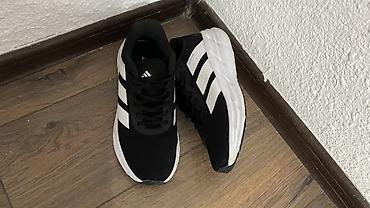 кроксы 41: Кроссовки для бега adidas Adistar (модель с фирменными тремя — 4