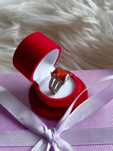 Prstenje: Cena 1300din — 5