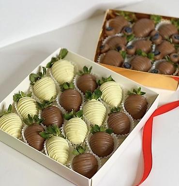 Кондитерские изделия, сладости: Сочнаяотборная клубника в бельгийском шоколаде дополняют друг друга — 8