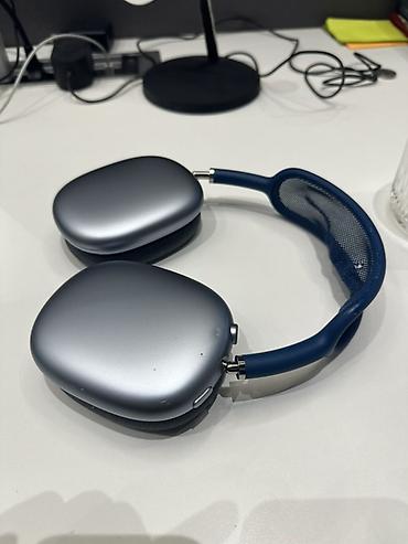 белый шум: AirPods Max lightning в хорошем состоянии Беспроводные накладные — 1