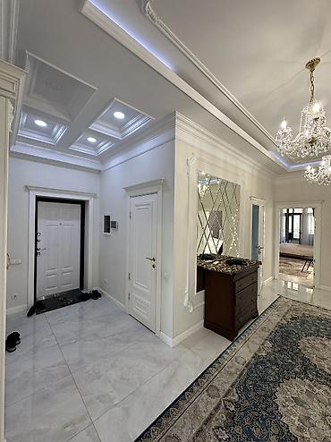 brk group: 3 комнаты, 140 м², Золотой квадрат Элитка, 7 этаж, Дизайнерский ремонт — 1