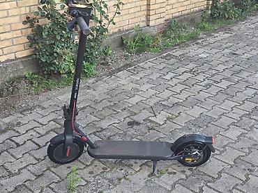Sports & Leisure: Prodajem Xiaomi električni trotinet 4, prve generacije. Trotinet je — 1