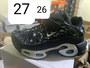 Patike: Decije TN Nike
Dostupni brojevi su na slikama
Cena 3100 din — 12
