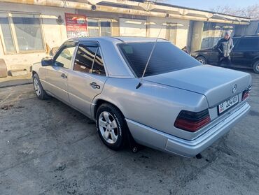 Mercedes-Benz: Mercedes-Benz W124: 2.3 л, Механика, Бензин, Седан