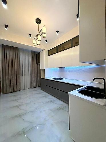 ag neft satisi: 8-ci kilometr, 4 otaqlı, Yeni tikili, m. Neftçilər, 126 kv. m — 8