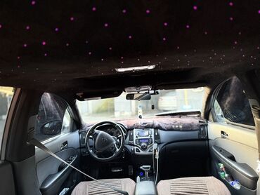 Hyundai: Hyundai i30 CW (universal, boz rəng) - Kuzov: universal (station — 8