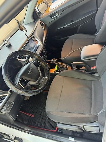 лак авто: Hyundai Solaris: 2017 г., 1.6 л, Автомат, Бензин, Седан — 7