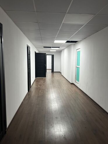 аренда помещений под офис без посредников: Сдаю Офис, 300 м², В жилом комплексе