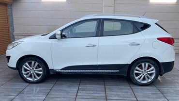 Hyundai ix35: 2.4 l | 2010 il Hetçbek