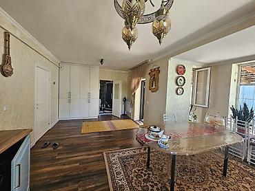 Продажа коттеджей и домов: Дом с благоустроенным двором и навесам 160квм 5 соток мебель остоется — 4