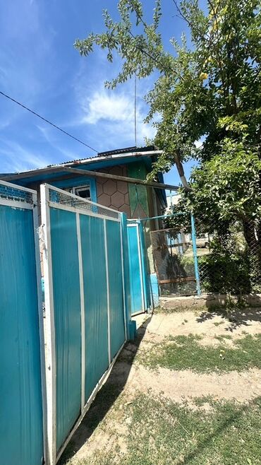 Продажа домов: Дом, 200 м², 5 комнат, Собственник, Старый ремонт at lalafo.kg — 6 Продажа домов: Дом, 200 м², 5 комнат, Собственник, Старый ремонт — 6