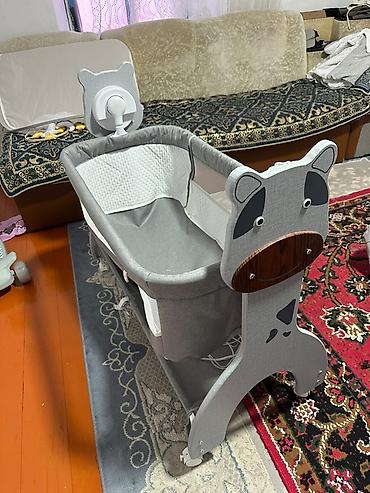 Люльки: Детская колыбель-люлька с автоматическим укачиванием и москитной сетко — 1