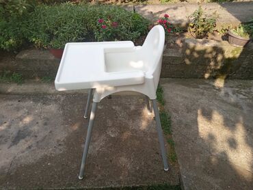 plasticne stolice akcija: Bоја - Bela, Upotrebljenо